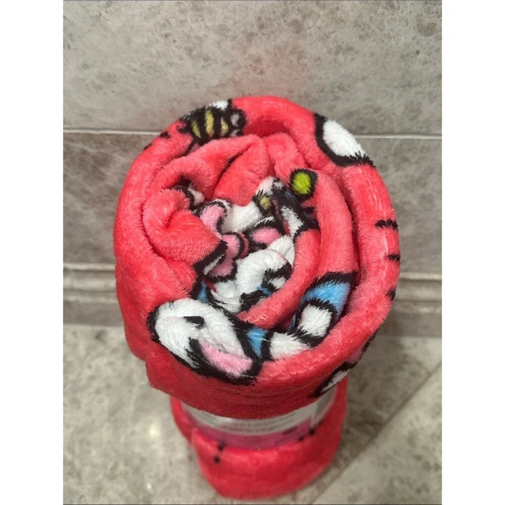 Hello Kitty Sweet Bug Throw Blanket NEW Silk Soft Touch 46” X 60” Pink Bows Bees